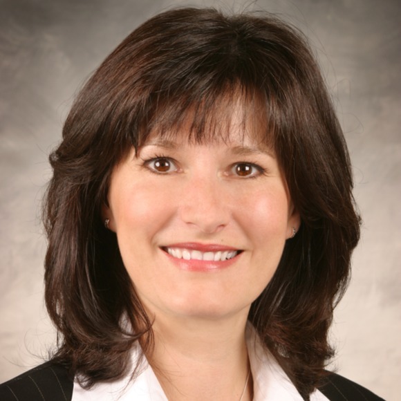 Profile Picture of Lynn Borley (@lynnborley) on Poshmark