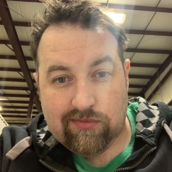 Profile Picture of David Beamer (@davidbeamer) on Poshmark