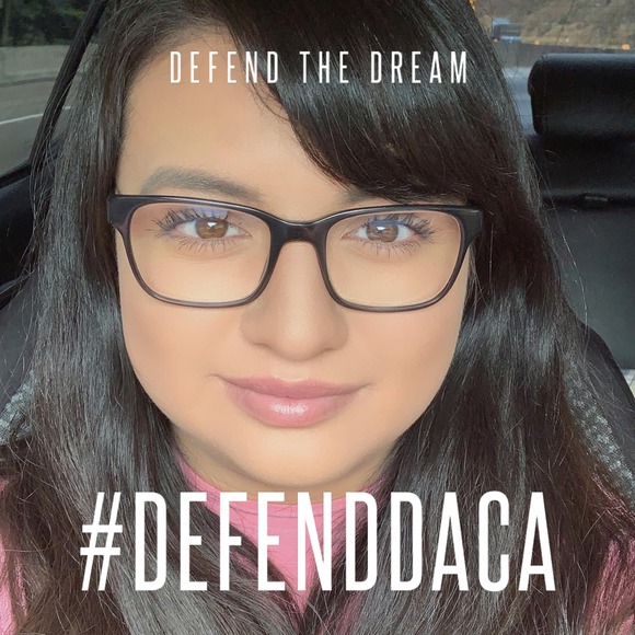 Profile Picture of Vania Alvarez (@vanvon) on Poshmark