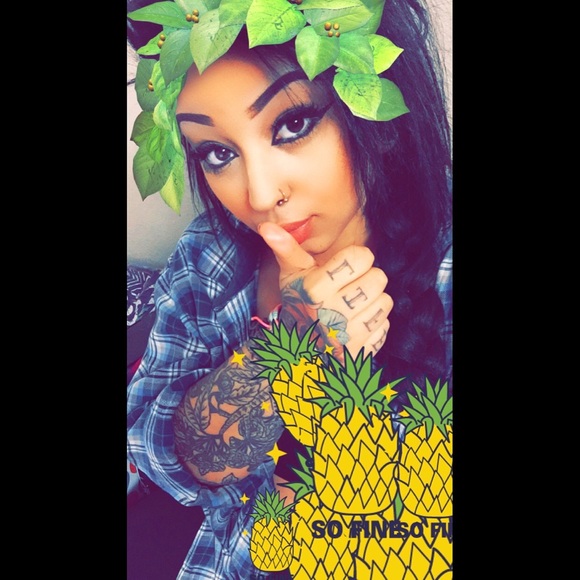 Profile Picture of Alex Hubbard (@alexelevated) on Poshmark