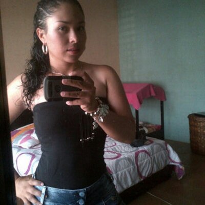 Profile Picture of Paula Ceron (@paulaceron2) on Twitter