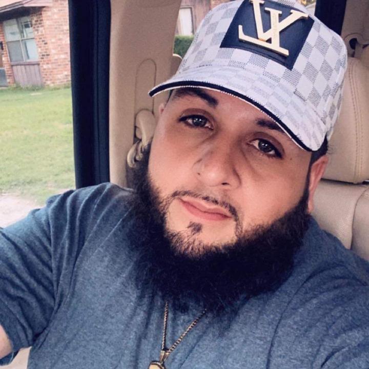 Marc Dee (@bigsnaccs30)... - Tiktok Profile Picture of   Marc Dee (@bigsnaccs30)... (@bigsnaccs30) on Tiktok