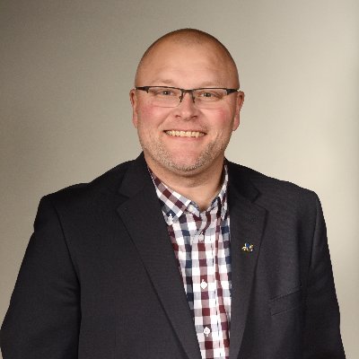 Profile Picture of Joe Gill (@JoeKASMRadio) on Twitter