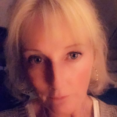 Profile Picture of Janet Robertson (@JanetRo86951636) on Twitter