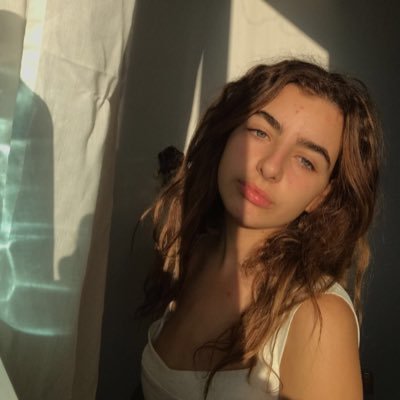 Profile Picture of AvaLily (@ava_lily9) on Twitter