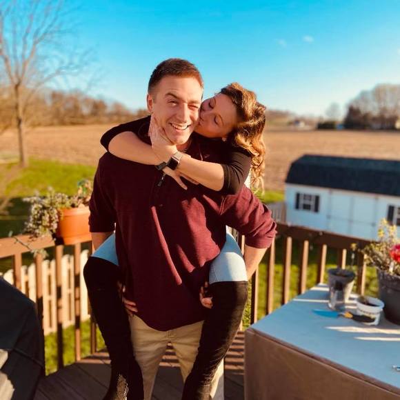 Profile Picture of Alyssa Henretty (@henretty6) on Poshmark