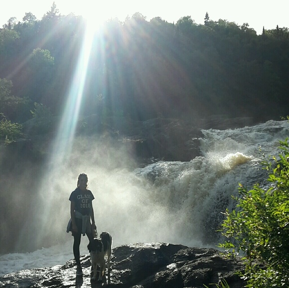 Profile Picture of Molly Mortenson (@mkmort3) on Poshmark