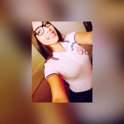 Profile Picture of Lisbeth Guzman (@LilyGuzman22) on Twitter