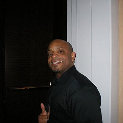 Profile Picture of Alphonso Webb (@alphadude3) on Twitter