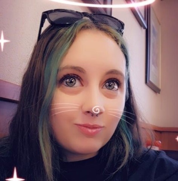 Profile Picture of Christina Dunstan (@cdunstan1023) on Poshmark