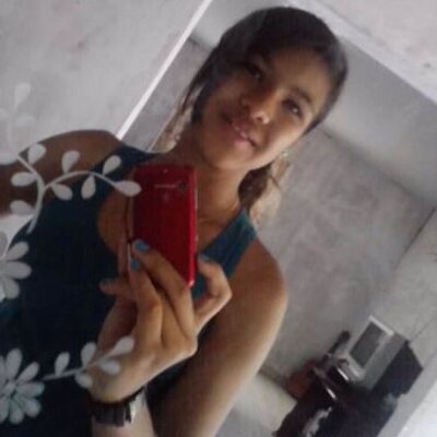 Profile Picture of Julia Dias (@juliadias2203) on Twitter