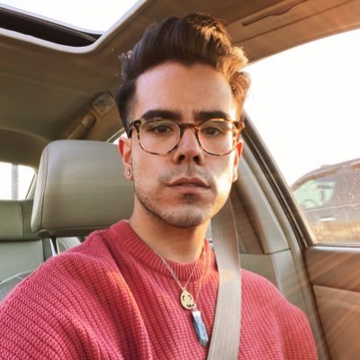 Profile Picture of Sam Ace (@shearmagnetism) on Twitter