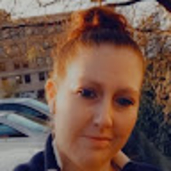 Profile Picture of Brittney Lowmaster (@brit2207) on Poshmark