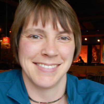 Profile Picture of Lisa Logsdon (@LisaMLogsdon) on Twitter