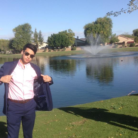 Profile Picture of Trevor Beneduce (@trevorbeneduce) on Poshmark