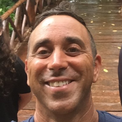 Profile Picture of Chris DeRosa (@italianoderosa) on Twitter