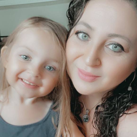 Profile Picture of Caitlin Duff (@caitlin_duff) on Poshmark