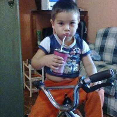 Hugo Gamarra - Twitter Profile Picture of Hugo Gamarra (@hugogamarra10) on Twitter