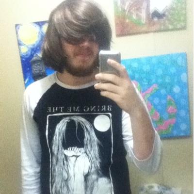 Profile Picture of Nick Rocque (@Flowerbombin) on Twitter