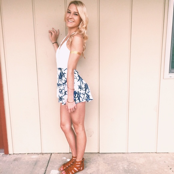 Profile Picture of Chealsie Dibucci (@chealsxo) on Poshmark