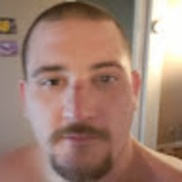 Profile Picture of Andrew Dewberry (@andrewdewber600) on Poshmark