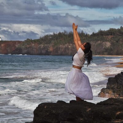 Profile Picture of Caitlin Nguyen (@lifeafter925) on Twitter