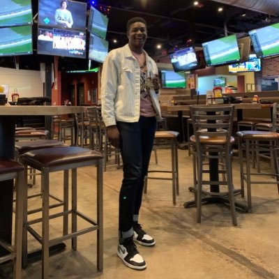 Profile Picture of Mans Not Fickle. (@WayneChambersJr) on Twitter