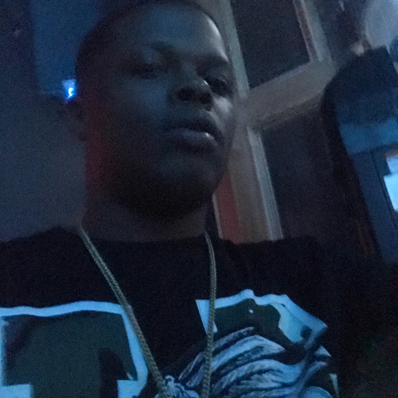 Profile Picture of Marces Randolph (@nfl_kes) on Poshmark