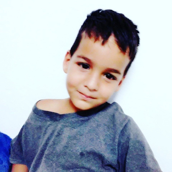 Profile Picture of Lucia Oliva (@luciaoliva) on Poshmark