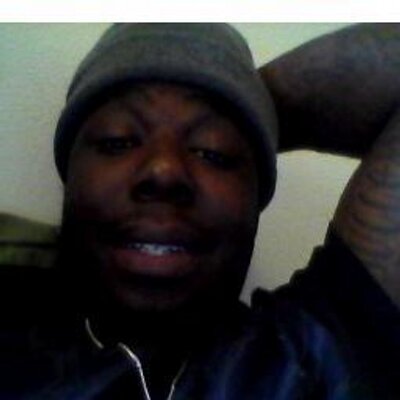 Profile Picture of efrem clark (@_rebel33) on Twitter