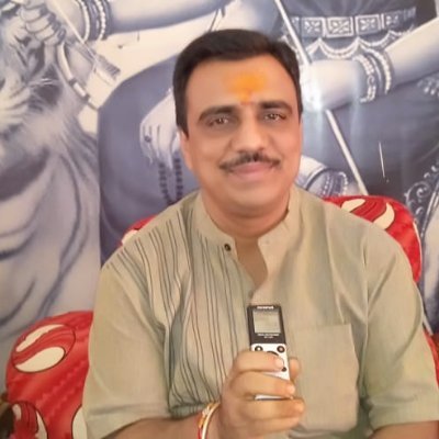 Profile Picture of Devangthaker13@gmail.com (@devangthaker13) on Twitter