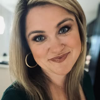 Profile Picture of April Eichen (@aprileichen) on Instagram