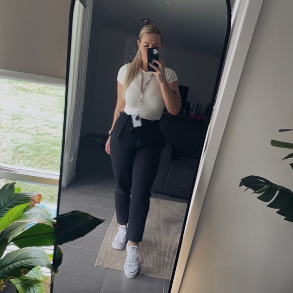 Profile Picture of Alex Mann (@mz_alex) on Poshmark