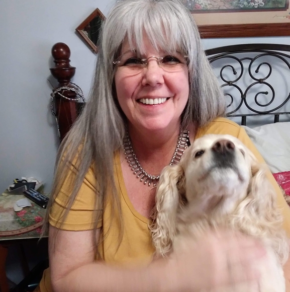 Profile Picture of Beverly Perry (@beveblue) on Poshmark