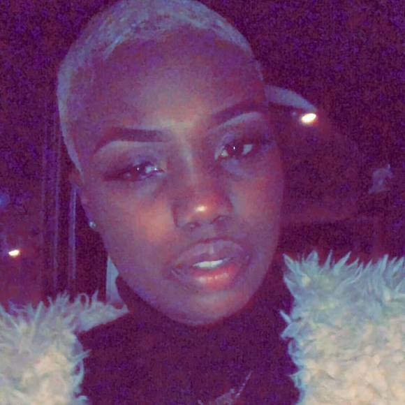 Whitney Palmer - Poshmark Profile Picture of Whitney Palmer (@germainewillams) on Poshmark