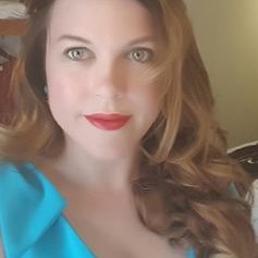 Profile Picture of Lucy Sutton (@SuttonNorth) on Twitter