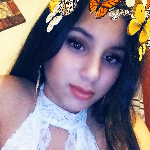 Profile Picture of Melanie Serrano (@rican2) on Poshmark