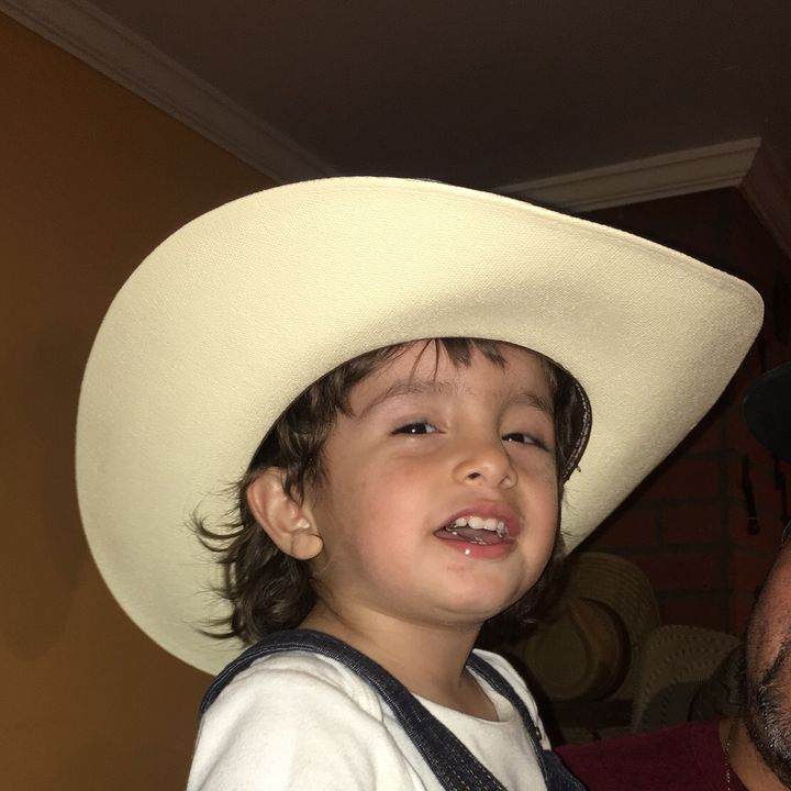 Profile Picture of AaronVal8 (@aaronval88) on Tiktok