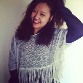 Profile Picture of Bella Liu (@deepbluesbella) on Pinterest