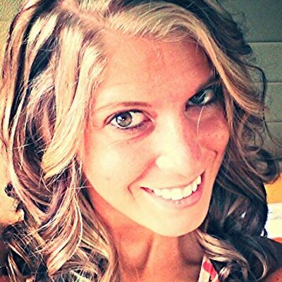 Profile Picture of Miranda Barron (@mandajoe09) on Twitter