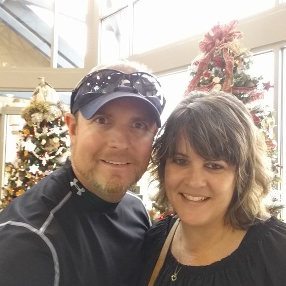 Profile Picture of Darrell Mayhew (@darrellmayhew) on Poshmark