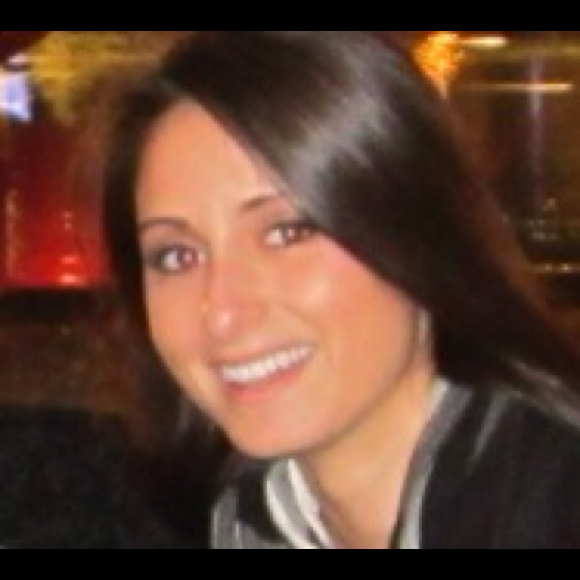 Profile Picture of Vicky Ciardullo (@vicia7) on Poshmark