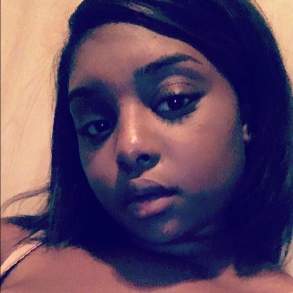 Profile Picture of Zakila Mcswine (@kila221) on Poshmark