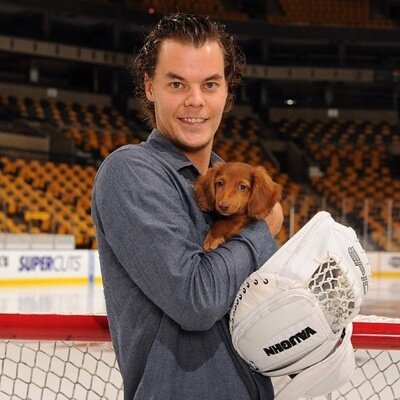 Profile Picture of Tuukka Rask (@RaskT40) on Twitter