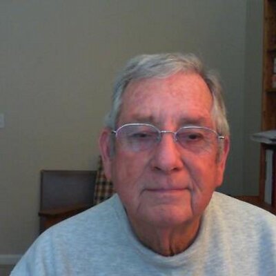 Profile Picture of ROBERT DARLING (@BadarlingRobert) on Twitter