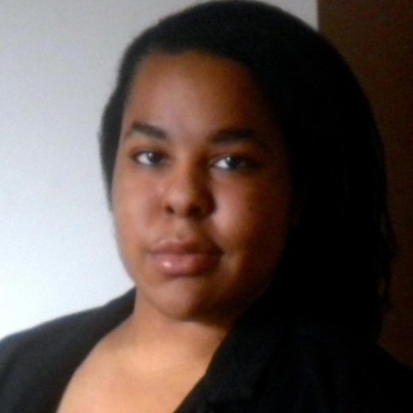 Tascha Halliburton - Poshmark Profile Picture of Tascha Halliburton (@taschahall) on Poshmark