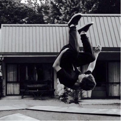 Profile Picture of Blake Hutchison (@Blake12134) on Twitter