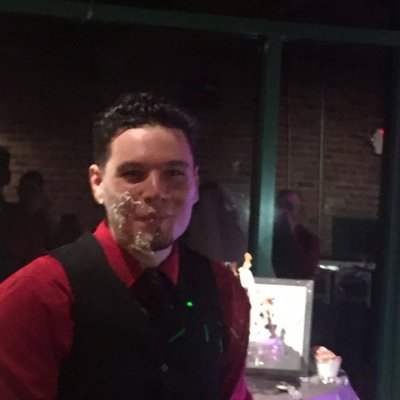 Zachary Hays - Twitter Profile Picture of Zachary Hays (@Rawkfan90) on Twitter