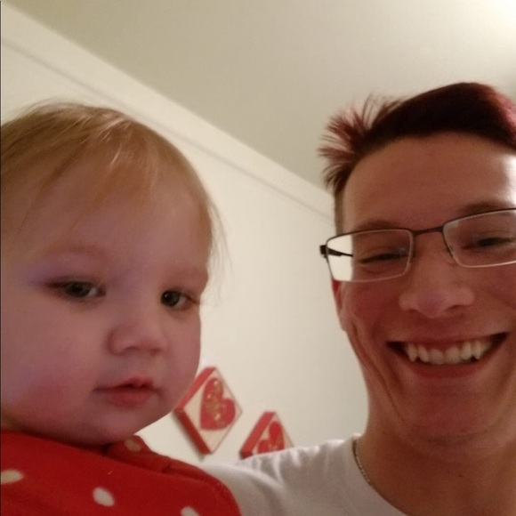 Profile Picture of Claudia Culwell (@cancerkicker18) on Poshmark