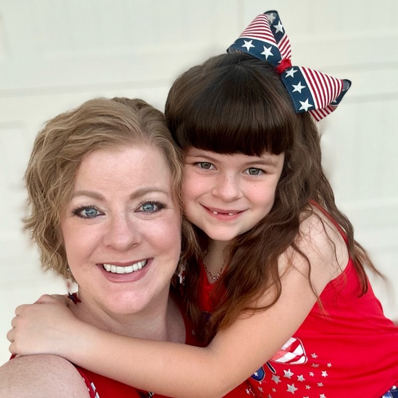 Profile Picture of Cindy Adair (@c_marie723) on Poshmark